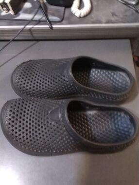 Unisex Black Ventilated Slip-On Clogs